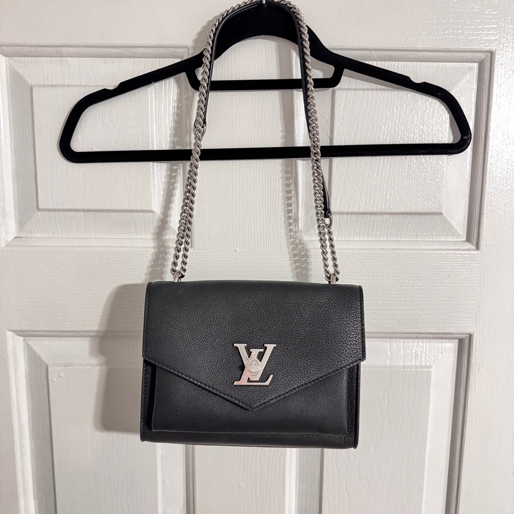 Louis Vuitton Mylockme Chain Bag BB Black